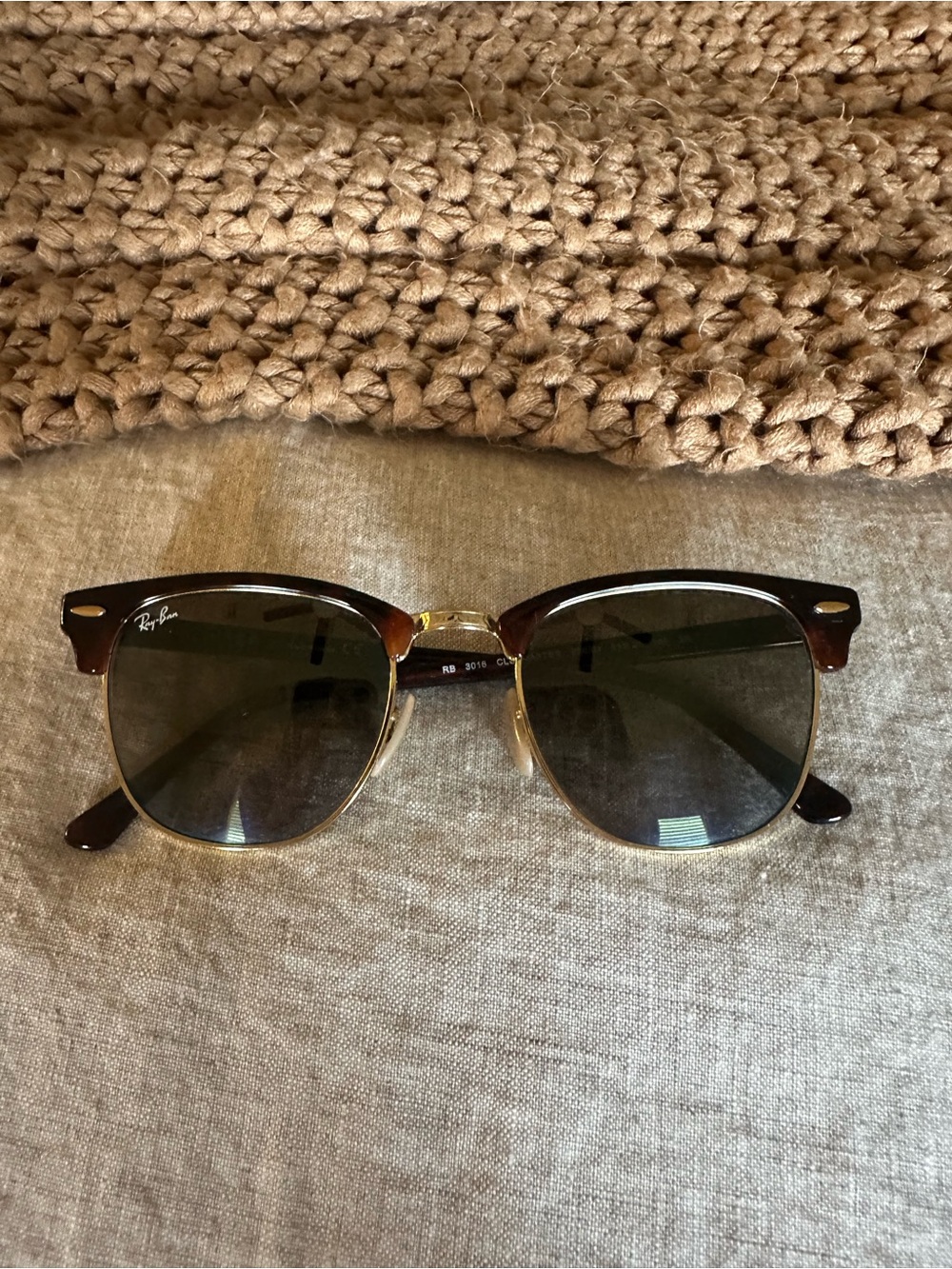 Ray-Ban Brown Tortoise Clubmaster Sunglasses